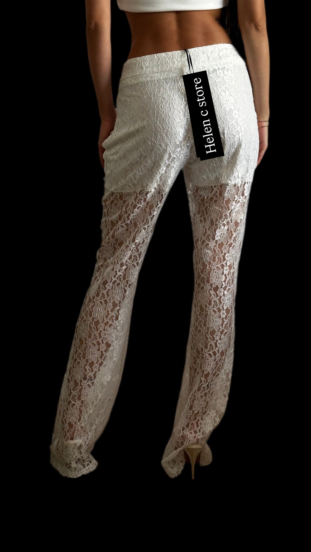 Pantaloni dantelă
